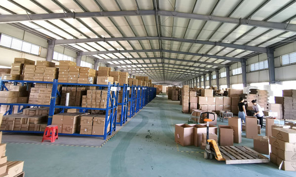 附近工艺品厂 附近工艺品厂有彩绘的临时工